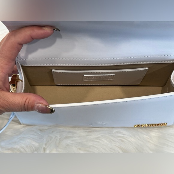 Jacquemus Le Grand Bambino White Leather Bag w/ Gold — Current 2024/2025 Model ✨ - Picture 7 of 14